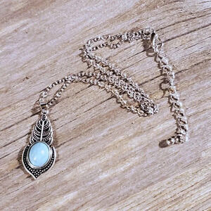 Art Deco Leaves Turquoise Blue Stone Silver Chain Necklace